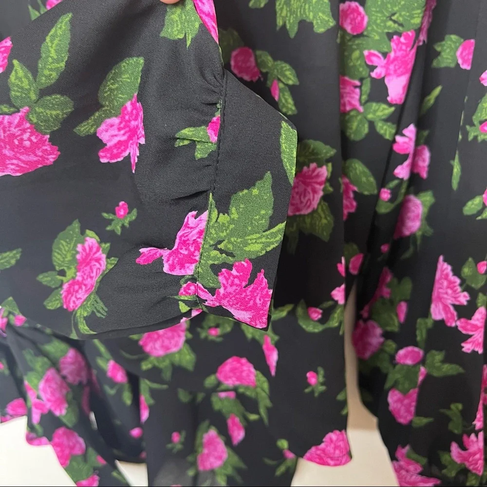 WHO WHAT WEAR Floral Black and Pink Rose Wrap Blouse